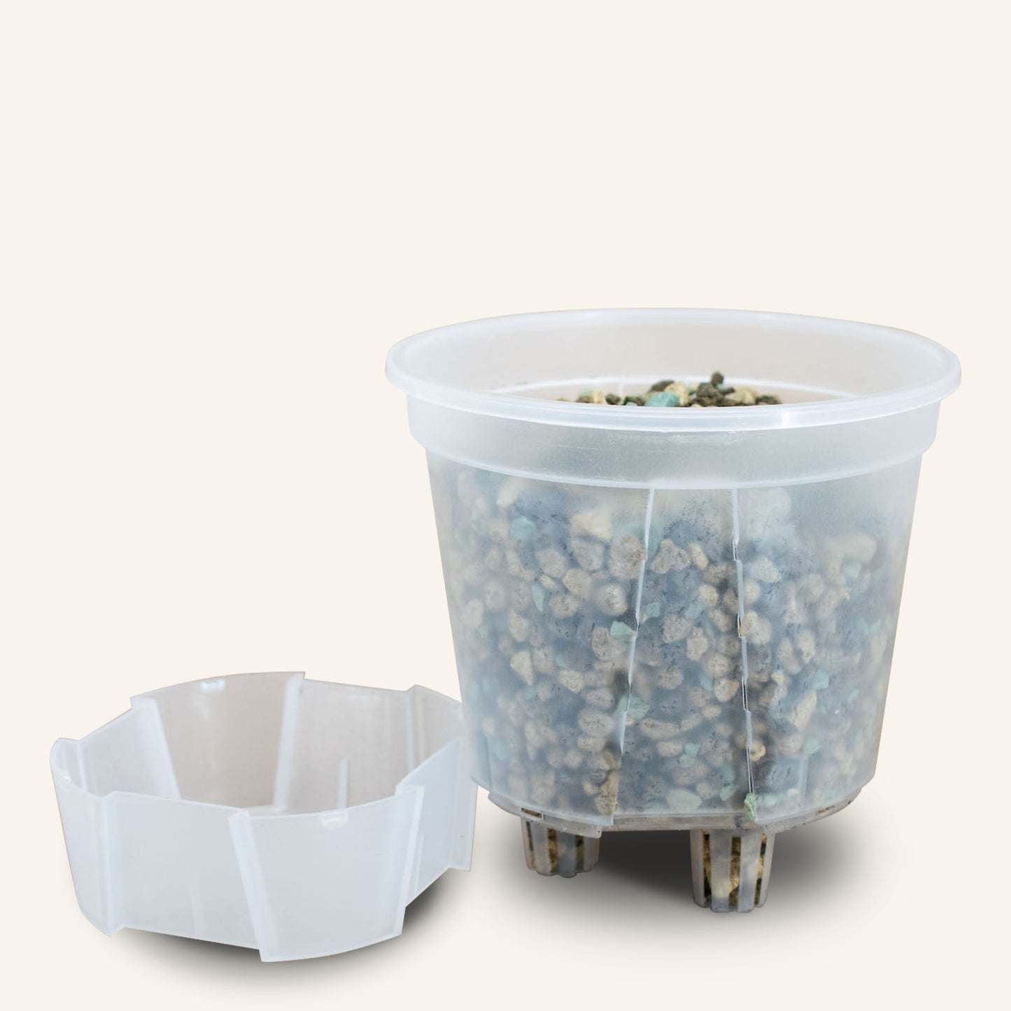 Läpinäkyvät itse kastelevat kasviastiat